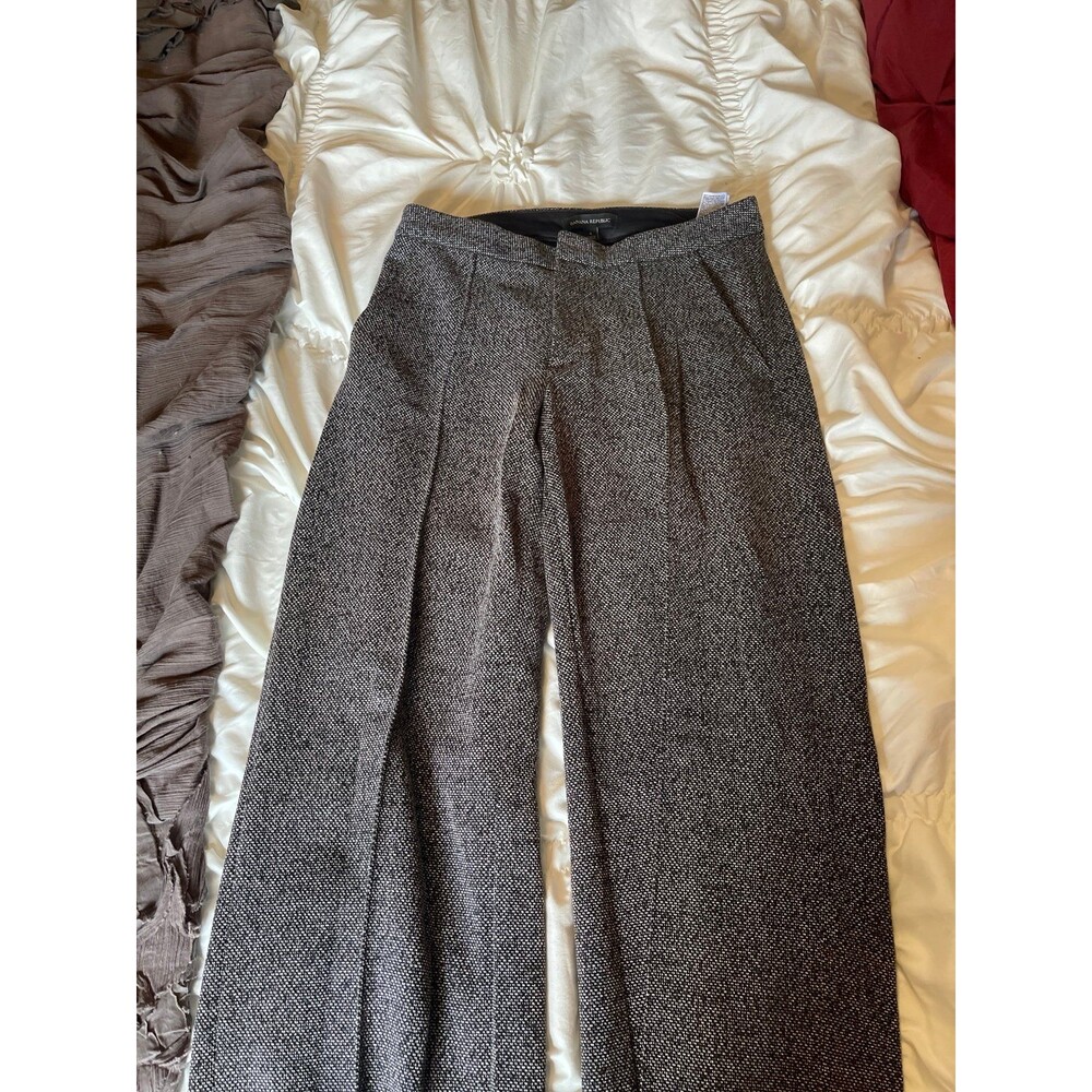 Banana Republic Grey Herringbone/ Tweed Wide Leg Dress pants/Trousers Sz 4